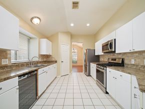 127 Selkirk Drive, Sugar Land TX 77479