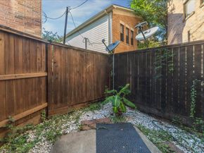 9710 Riddlewood Lane, Houston TX 77025