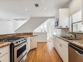 9710 Riddlewood Lane, Houston TX 77025