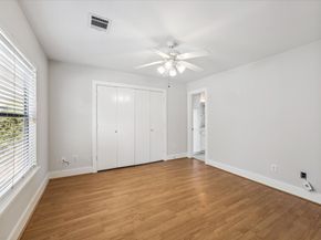 9710 Riddlewood Lane, Houston TX 77025