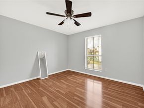 1516 Bay Area Blvd R6, Houston TX 77058