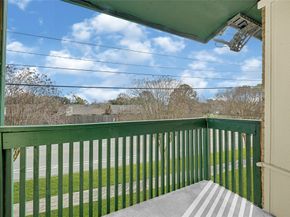 1516 Bay Area Blvd R6, Houston TX 77058