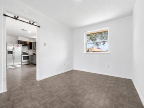 8611 Amblewood Drive, Houston TX 77099