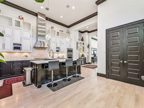 503 W Clay Street, Houston TX 77019