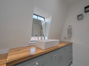 5368 Brownway Street C32, Houston TX 77056