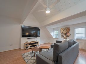 5368 Brownway Street C32, Houston TX 77056