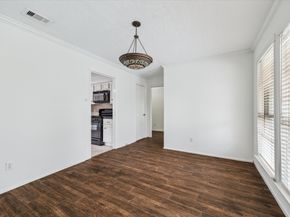 607 Oak Harbor Drive, Houston TX 77062