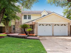 607 Oak Harbor Drive, Houston TX 77062
