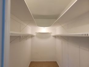 2100 Tanglewilde Street 600, Houston TX 77063