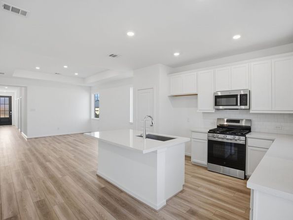 21930 Sam Raburn Drive, Tomball TX 77375