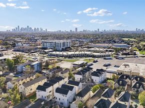 1403 W 21st St B, Houston TX 77008