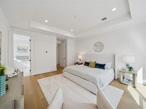 1403 W 21st St B, Houston TX 77008