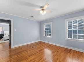 1102 Winston Street, Houston TX 77009