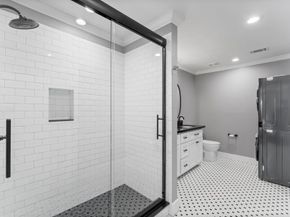 1102 Winston Street, Houston TX 77009