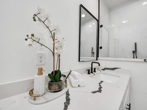5029 Broom Street A, Houston TX 77091