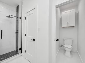 5029 Broom Street A, Houston TX 77091