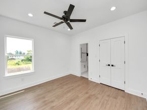 5029 Broom Street A, Houston TX 77091