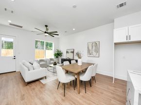 5029 Broom Street A, Houston TX 77091