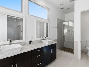 5228 Maxie Street A, Houston TX 77007