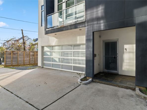 5228 Maxie Street A, Houston TX 77007