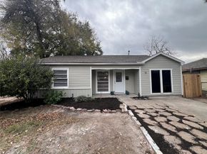 56 Trenwood Lane, Houston TX 77022