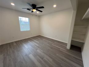 56 Trenwood Lane, Houston TX 77022