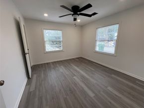 56 Trenwood Lane, Houston TX 77022