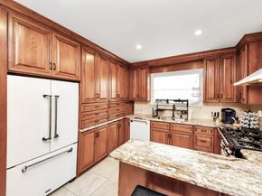 1933 Lexington Street, Houston TX 77098