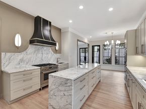 74 Briar Hollow Lane, Houston TX 77027