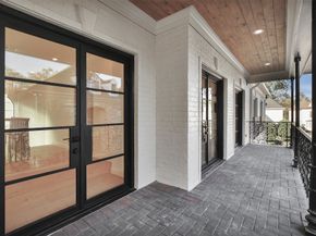 74 Briar Hollow Lane, Houston TX 77027