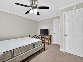 711 Worthshire Street, Houston TX 77008