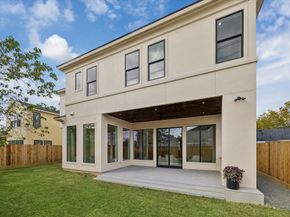 1807 Du Barry Lane, Houston TX 77018