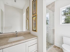 7 Hedwig Shadows Drive, Houston TX 77024