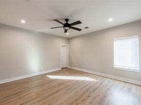 410 E 41st Street, Houston TX 77022