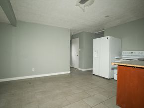 4909 Falls Street, Houston TX 77026