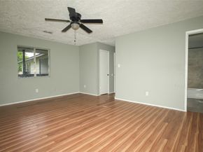 4909 Falls Street, Houston TX 77026