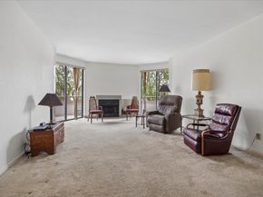 5200 Weslayan Street 204, Houston TX 77005