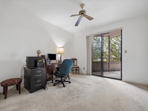 5200 Weslayan Street 204, Houston TX 77005