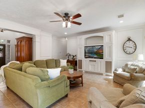 130 Quiet Oak Circle, The Woodlands TX 77381