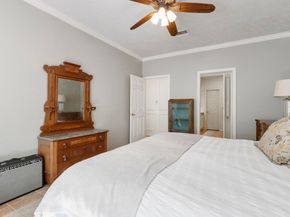 130 Quiet Oak Circle, The Woodlands TX 77381