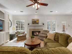 130 Quiet Oak Circle, The Woodlands TX 77381