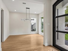 2320 North Boulevard, Houston TX 77098