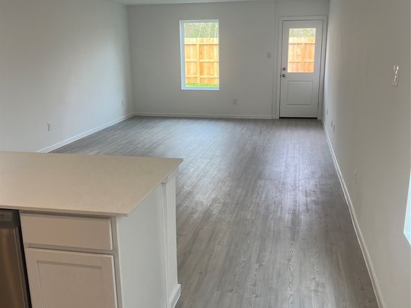 3603 Duplet Avenue, Conroe TX 77306