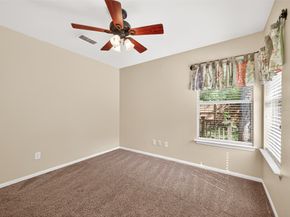 18 Mulberry Glen Place, Spring TX 77382
