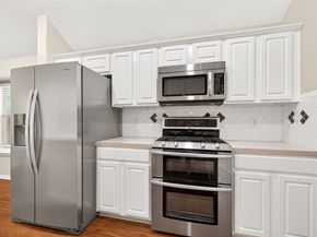18 Mulberry Glen Place, Spring TX 77382