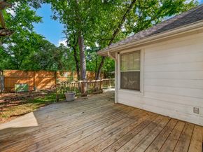 18 Mulberry Glen Place, Spring TX 77382