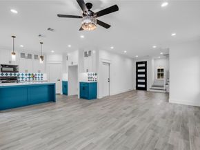3168 Golfcrest, Houston TX 77087