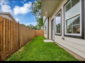 3168 Golfcrest, Houston TX 77087