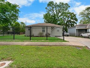 1005 Majestic Street, Houston TX 77020