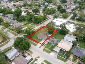 1005 Majestic Street, Houston TX 77020